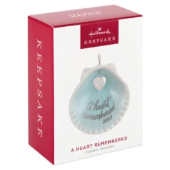 Hallmark A Heart Remembered 2023 Porcelain Ornament -Hallmark online Shop A Heart Remembered Seashell Keepsake Ornament 1799QHX3037 04