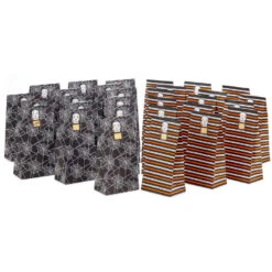 Hallmark You've Been Booed 30-Pack Halloween Paper Goodie Bags With Stickers 11 Hallmark You've Been Booed 30-Pack Halloween Paper Goodie Bags With Stickers -Hallmark online Shop Assorted Halloween Paper Goodie Bags With Stickers 5HGB1886 05