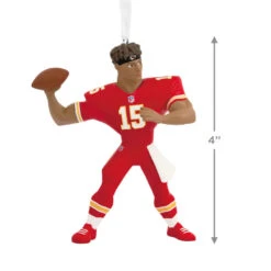 NFL Kansas City Chiefs Patrick Mahomes II Hallmark Ornament -Hallmark online Shop NFL Kansas City Chiefs Patrick Mahomes II Christmas Ornament 1OSL1547 03