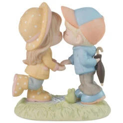 Precious Moments You Are My Sunshine On A Rainy Day Figurine, 5.6" -Hallmark online Shop Precious Moments Couple Kissing in the Rain Figurine 223002 04