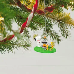 Hallmark The Peanuts® Gang Pancake Pals Ornament -Hallmark online Shop Snoopy Beagle Scouts Pancake Breakfast Keepsake Ornament 1899QXI7049 02