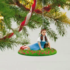 Hallmark The Wizard Of Oz™ Under The Poppies' Spell Ornament -Hallmark online Shop Wizard of Oz Dorothy in Poppies Keepsake Ornament 2199QXI6107 02